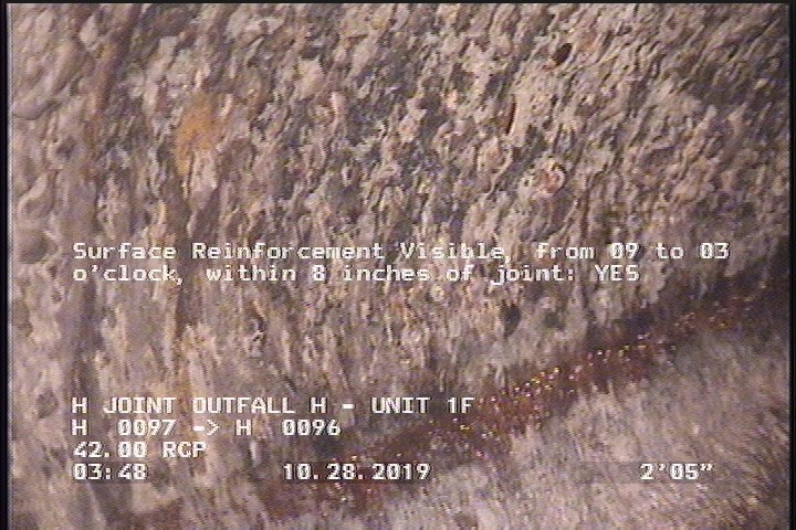 Surface Reinforcement Visible, from 09 to 03 o'clock, within 8 inches of joint: YES