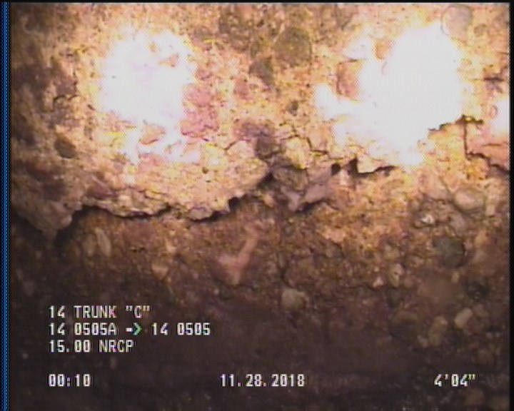 Surface Spalling, from 09 to 03 o'clock, within 8 inches of joint: YES, Start