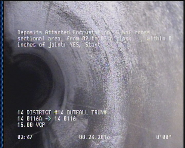 Deposits Attached Encrustation, 5 %of cross sectional area, from 09 to 03 o'clock, , within 8 inches of joint: YES, Start