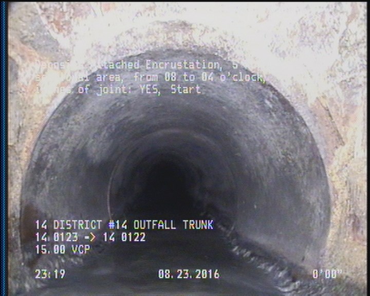 Deposits Attached Encrustation, 5 %of cross sectional area, from 08 to 04 o'clock, , within 8 inches of joint: YES, Start