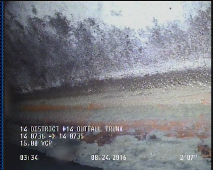 Deposits Attached Grease, 5 %of cross sectional area, from 04 to 08 o'clock, , within 8 inches of joint: YES, Start