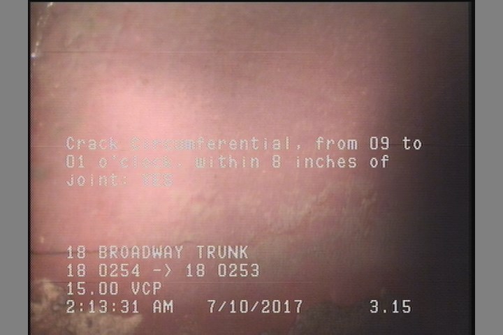 Crack Circumferential, from 09 to 01 o'clock, within 8 inches of joint: YES