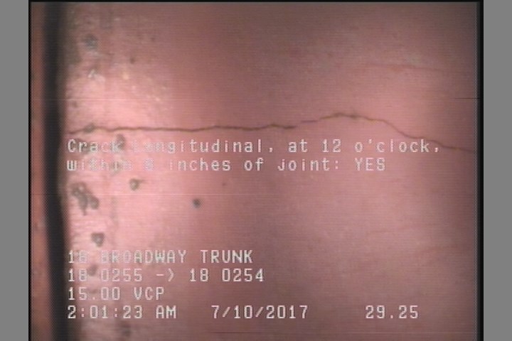 Crack Longitudinal, at 12 o'clock, within 8 inches of joint: YES