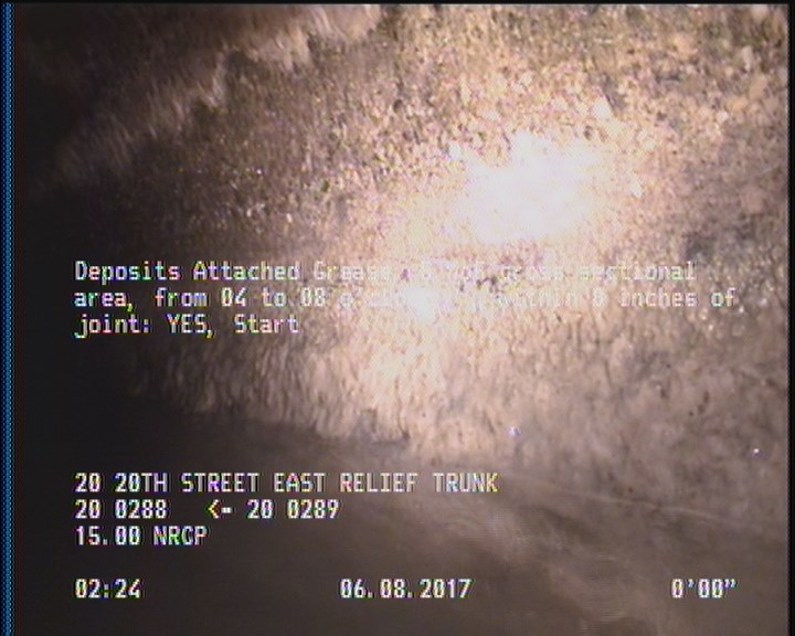 Deposits Attached Grease, 5 %of cross sectional area, from 04 to 08 o'clock, , within 8 inches of joint: YES, Start