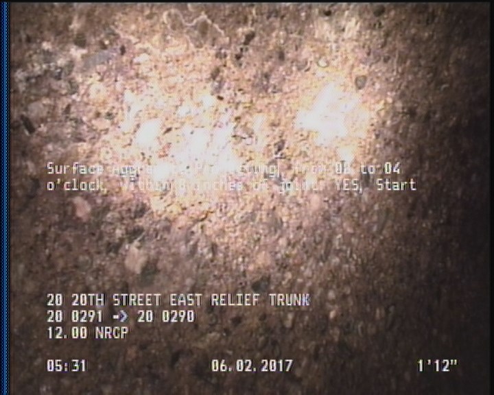 Surface Aggregate Projecting, from 08 to 04 o'clock, within 8 inches of joint: YES, Start