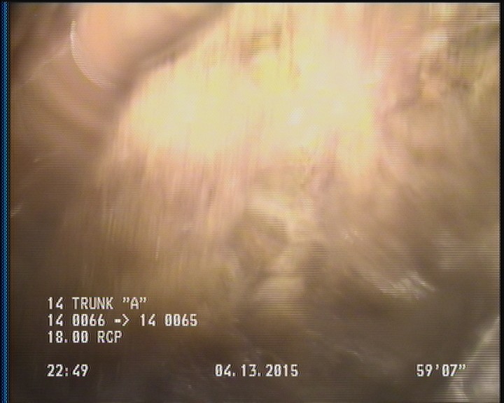 Surface Aggregate Visible, from 02 to 03 o'clock, within 8 inches of joint: YES