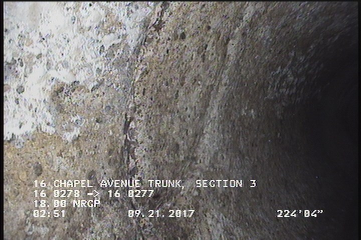 Crack Spiral, from 11 to 01 o'clock, within 8 inches of joint: YES