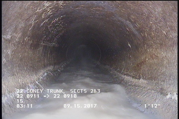 Deposits Attached Grease, 5 %of cross sectional area, from 04 to 08 o'clock, , within 8 inches of joint: YES, Start
