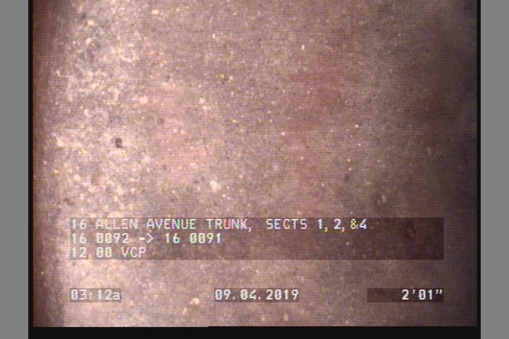 Deposits Attached Encrustation, 5 %of cross sectional area, from 08 to 04 o'clock, , within 8 inches of joint: YES, Start