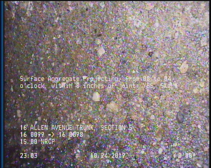 Surface Aggregate Projecting, from 08 to 04 o'clock, within 8 inches of joint: YES, Start