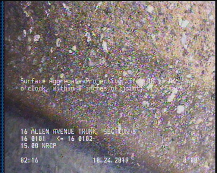 Surface Aggregate Projecting, from 08 to 04 o'clock, within 8 inches of joint: YES, Start