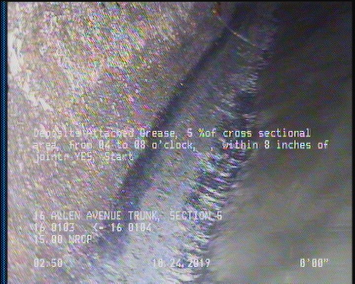 Deposits Attached Grease, 5 %of cross sectional area, from 04 to 08 o'clock, , within 8 inches of joint: YES, Start