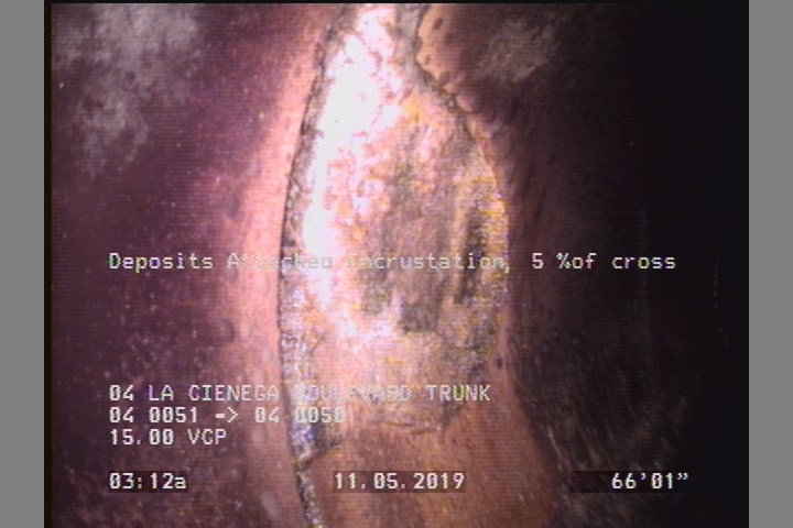 Deposits Attached Encrustation, 5 %of cross sectional area, from 08 to 04 o'clock, , within 8 inches of joint: YES, Start