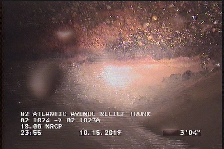 Deposits Attached Grease, 5 %of cross sectional area, from 04 to 08 o'clock, , within 8 inches of joint: YES, Start