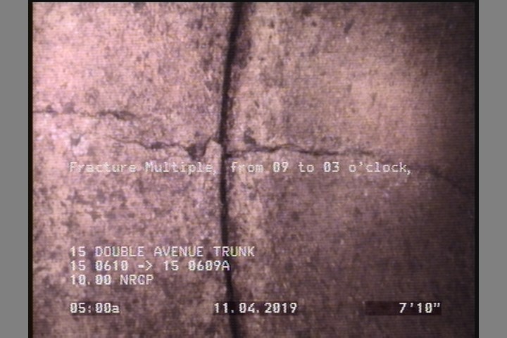 Fracture Multiple, from 09 to 03 o'clock, within 8 inches of joint: YES, Start