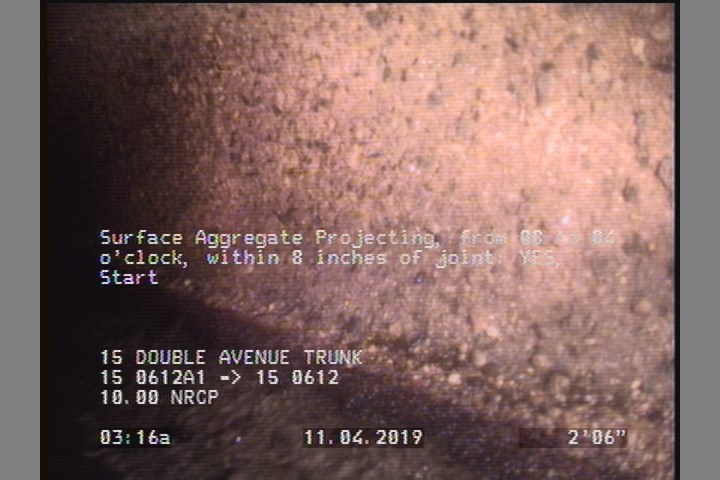 Surface Aggregate Projecting, from 08 to 04 o'clock, within 8 inches of joint: YES, Start
