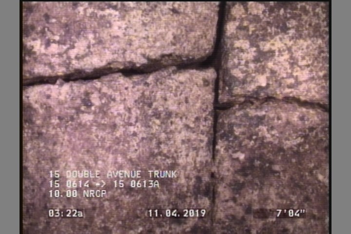Fracture Multiple, from 11 to 01 o'clock, within 8 inches of joint: YES, Start