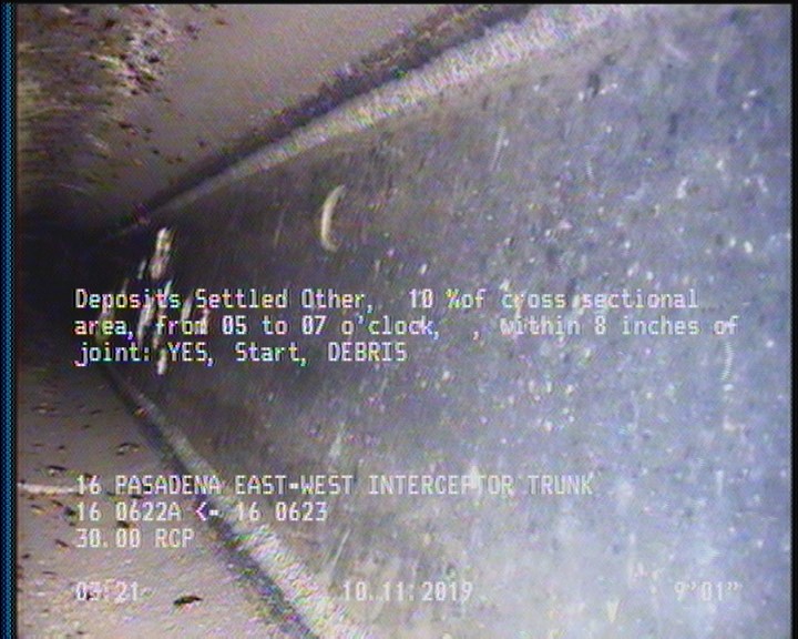 Deposits Settled Other, 10 %of cross sectional area, from 05 to 07 o'clock, , within 8 inches of joint: YES, Start - DEBRIS