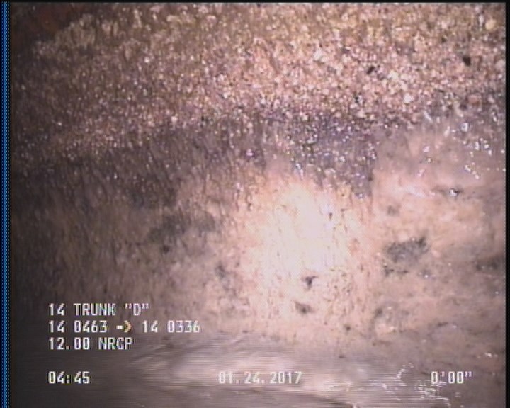 Deposits Attached Grease, 5 %of cross sectional area, from 04 to 08 o'clock, , within 8 inches of joint: YES, Start