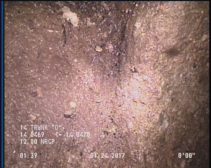 Surface Aggregate Projecting, from 08 to 04 o'clock, within 8 inches of joint: YES, Start