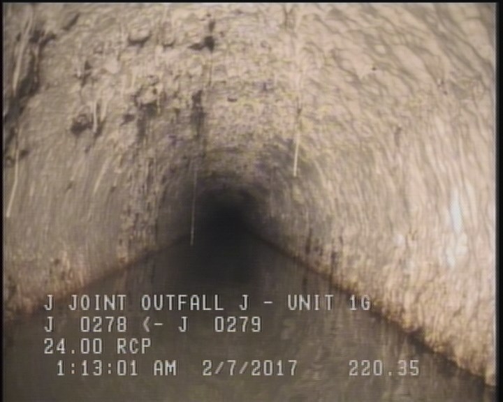 Obstacles Other, 15 %of cross sectional area, from 04 to 08 o'clock - DEBRIS NOT VISIBLE