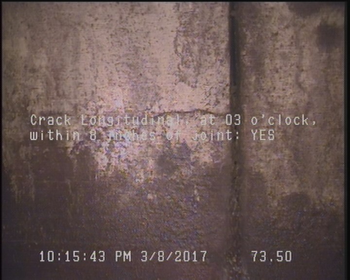 Crack Longitudinal, at 03 o'clock, within 8 inches of joint: YES