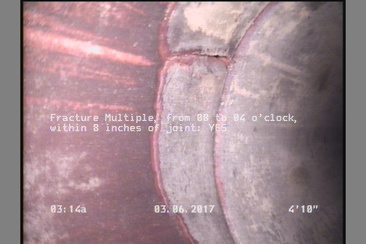 Fracture Multiple, from 08 to 04 o'clock, within 8 inches of joint: YES