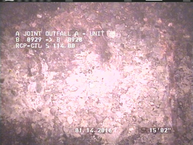 Surface Reinforcement Visible, from 11 to 12 o'clock, within 8 inches of joint: NO - POSSIBLE CIRCUM REBAR