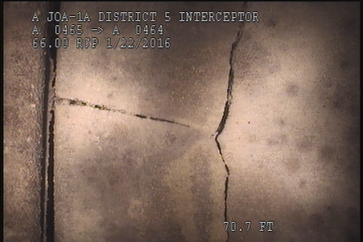 Broken, from 07 to 05 o'clock, within 8 inches of joint: YES