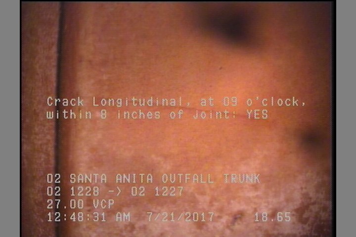Crack Longitudinal, at 09 o'clock, within 8 inches of joint: YES