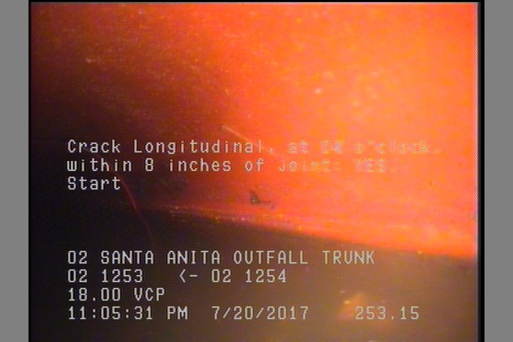 Crack Longitudinal, at 04 o'clock, within 8 inches of joint: YES, Start