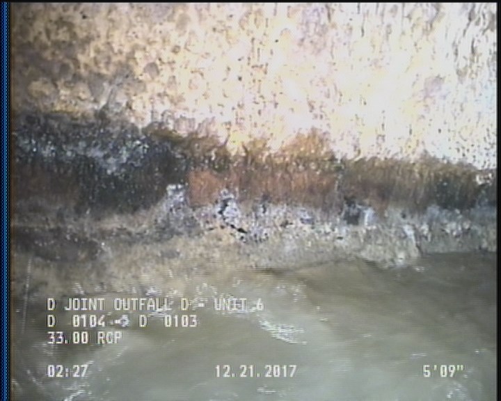 Deposits Attached Grease, 5 %of cross sectional area, from 03 to 09 o'clock, , within 8 inches of joint: YES, Start