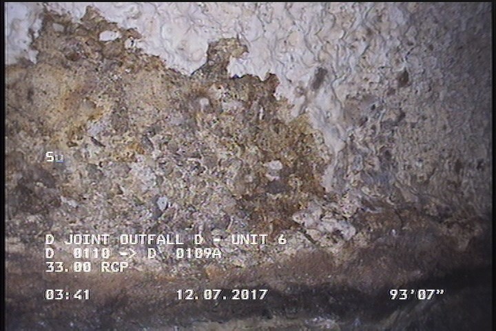 Surface Aggregate Visible, from 08 to 09 o'clock, within 8 inches of joint: NO