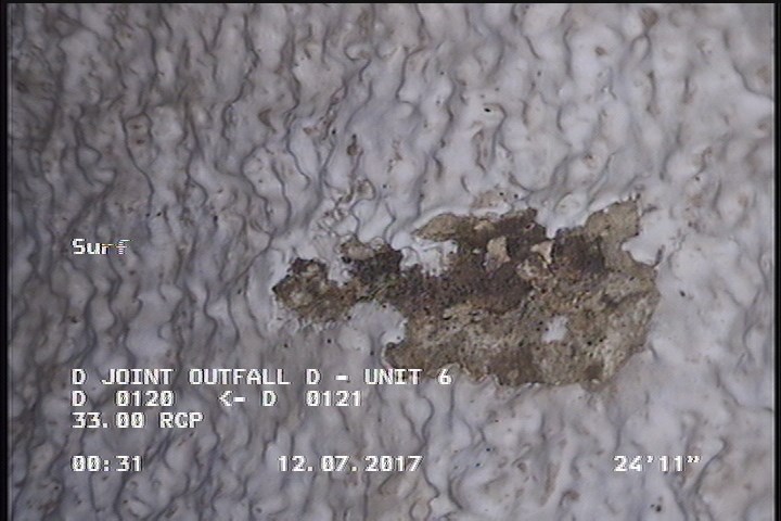 Surface Aggregate Visible, at 02 o'clock, within 8 inches of joint: NO