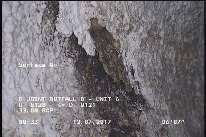 Surface Aggregate Visible, from 08 to 10 o'clock, within 8 inches of joint: NO