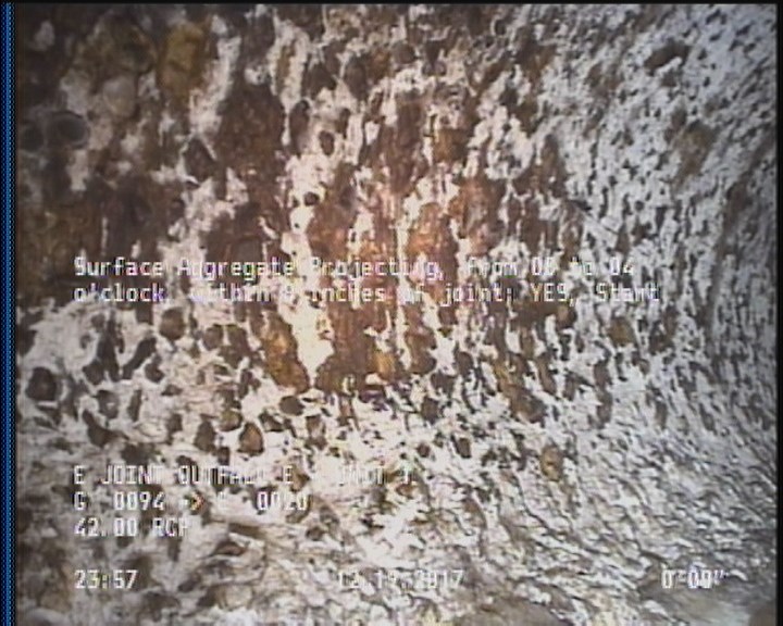Surface Aggregate Projecting, from 08 to 04 o'clock, within 8 inches of joint: YES, Start
