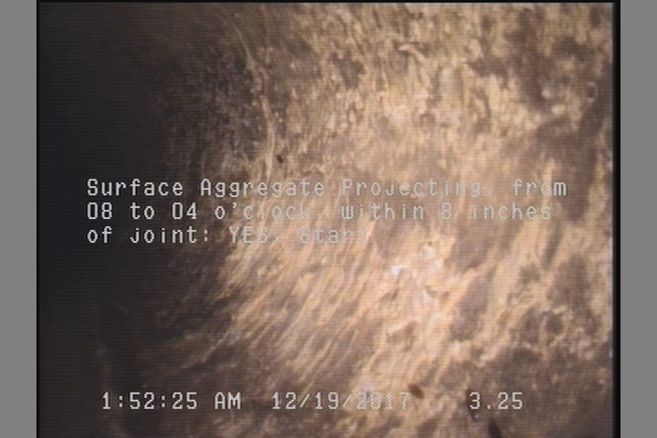 Surface Aggregate Projecting, from 08 to 04 o'clock, within 8 inches of joint: YES, Start