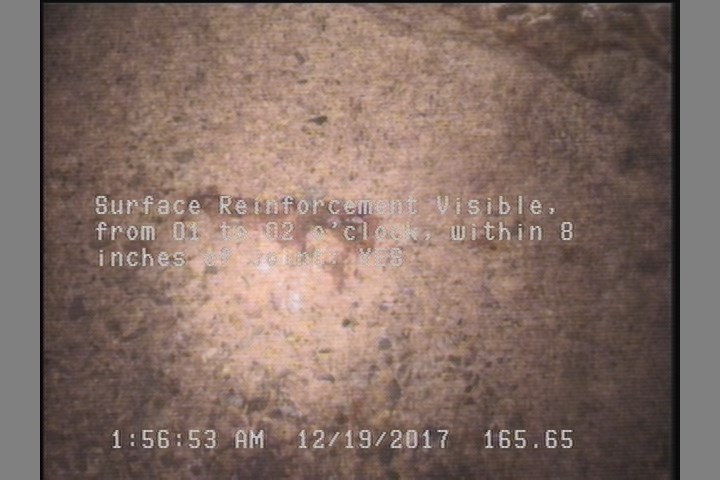 Surface Reinforcement Visible, from 01 to 02 o'clock, within 8 inches of joint: YES