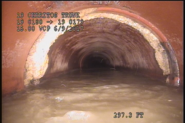 Deposits Attached Encrustation, 10 %of cross sectional area, from 08 to 04 o'clock, , within 8 inches of joint: YES, Start