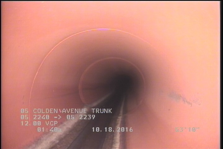 Crack Circumferential, from 12 to 12 o'clock, within 8 inches of joint: YES