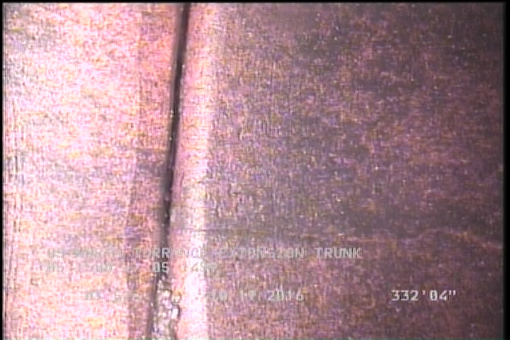Crack Longitudinal, at 12 o'clock, within 8 inches of joint: YES