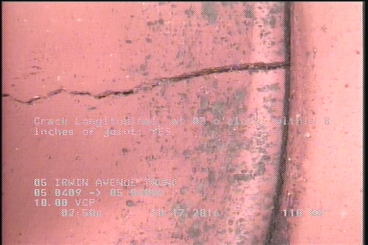 Crack Longitudinal, at 03 o'clock, within 8 inches of joint: YES