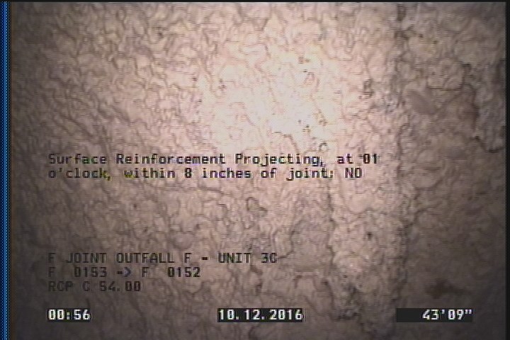 Surface Reinforcement Projecting, at 01 o'clock, within 8 inches of joint: NO