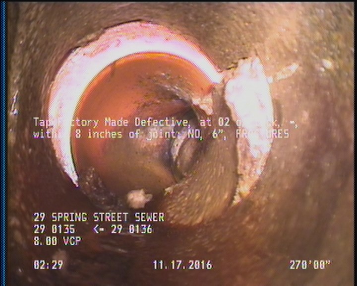 Tap Factory Made Defective, at 02 o'clock, -, within 8 inches of joint: NO, 6" - FRACTURES