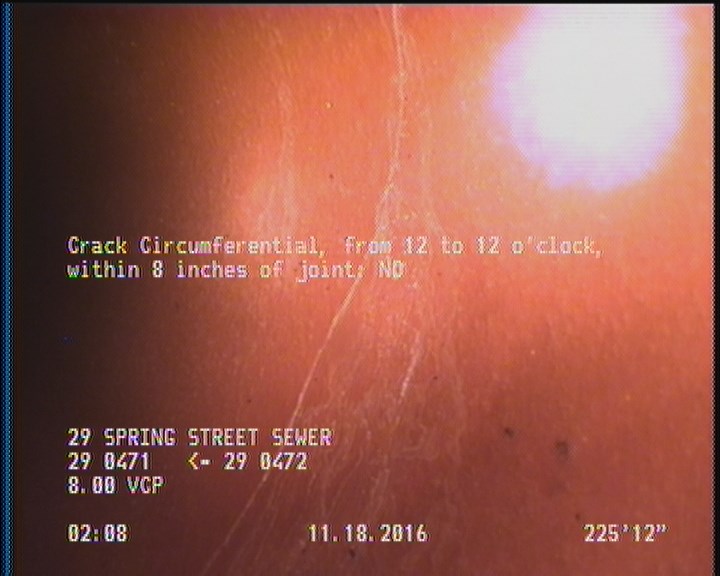 Crack Circumferential, from 12 to 12 o'clock, within 8 inches of joint: NO