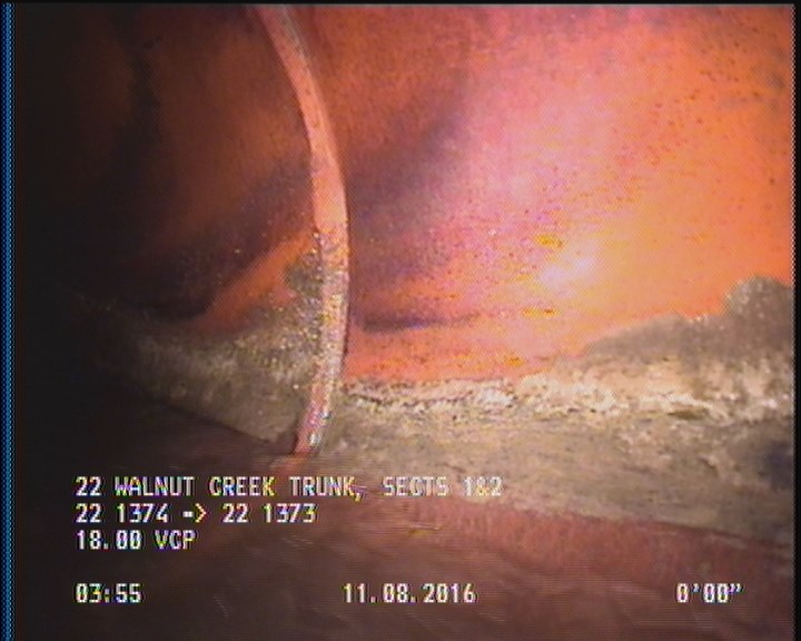 Deposits Attached Grease, 5 %of cross sectional area, from 04 to 08 o'clock, , within 8 inches of joint: YES, Start