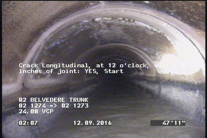 Crack Longitudinal, at 12 o'clock, within 8 inches of joint: YES, Start