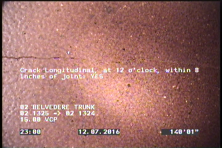 Crack Longitudinal, at 12 o'clock, within 8 inches of joint: YES