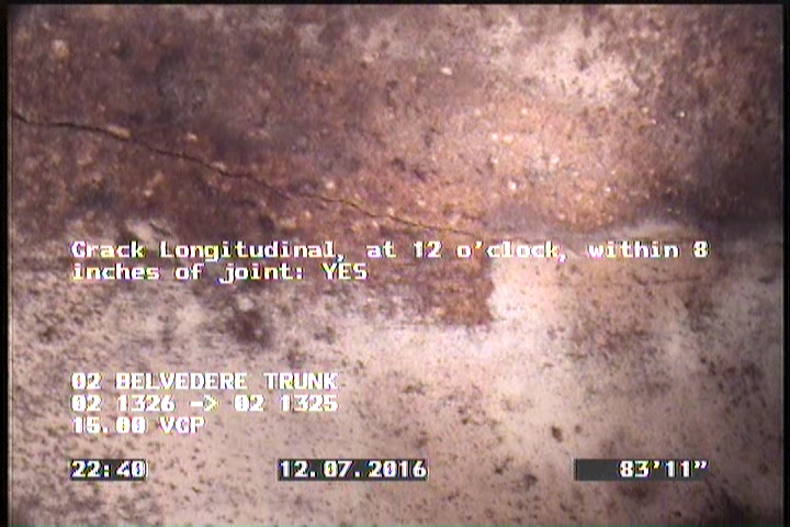 Crack Longitudinal, at 12 o'clock, within 8 inches of joint: YES
