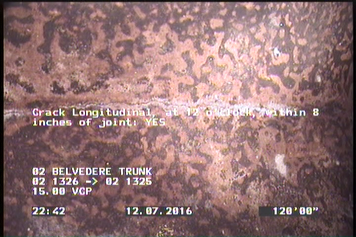 Crack Longitudinal, at 12 o'clock, within 8 inches of joint: YES